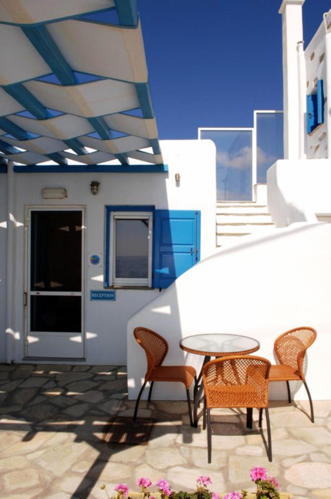 Tinos Koralli Luaran gambar