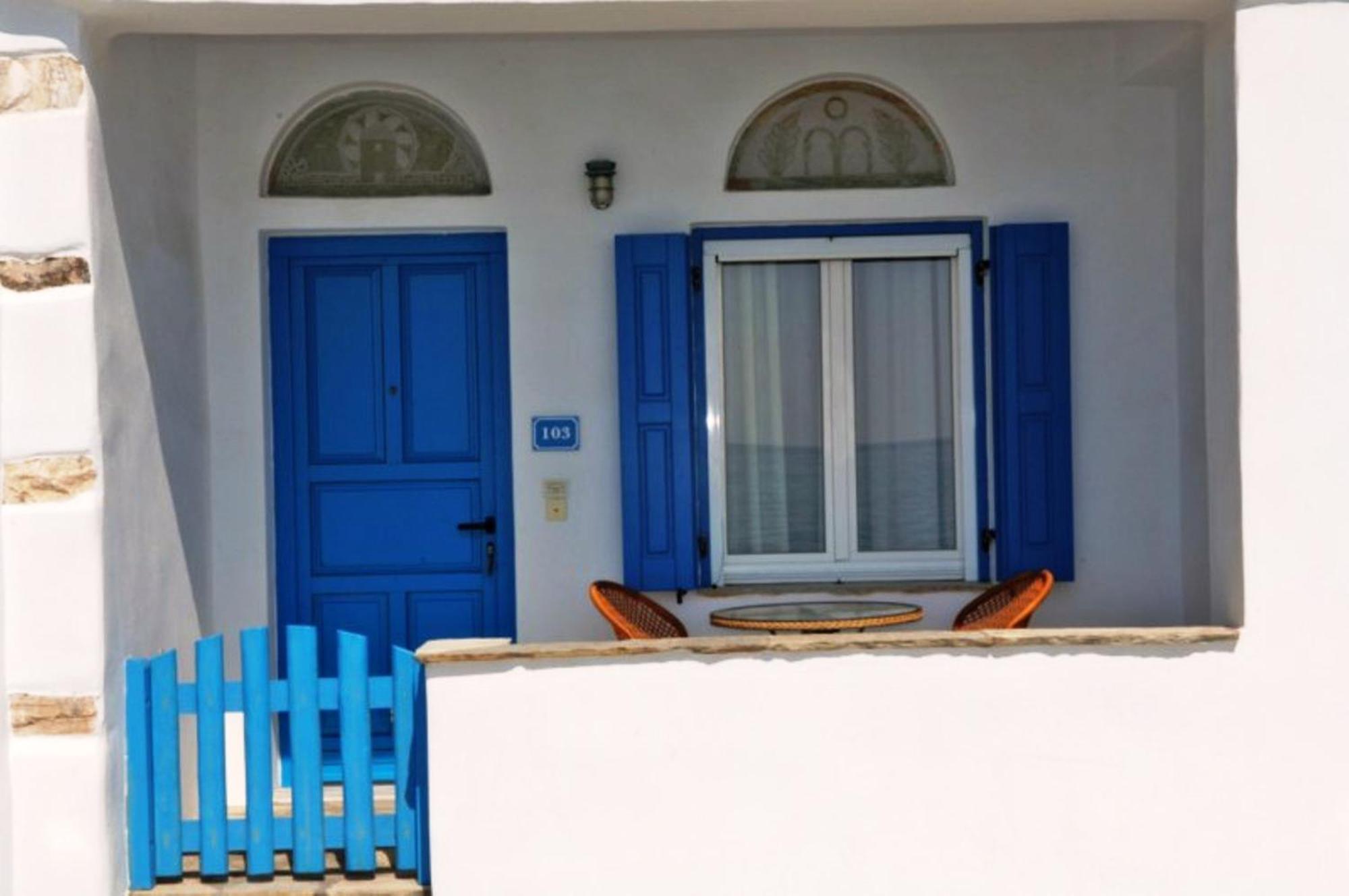 Tinos Koralli Luaran gambar